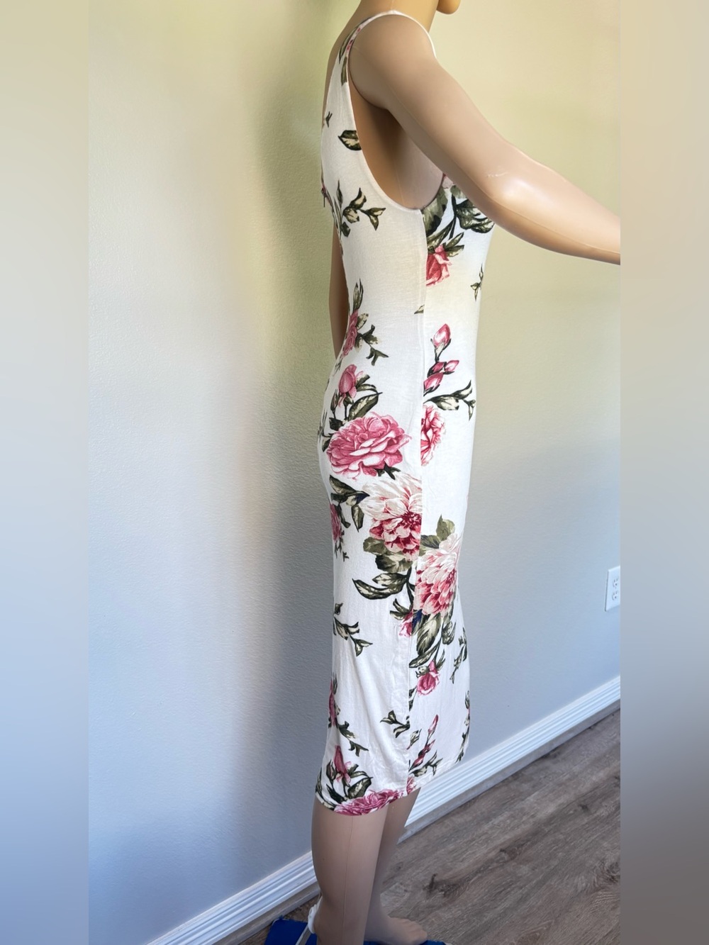 Popular Basics White Midi Dress with Pink Rose Print and back zipper Medium - Picture 7 of 14